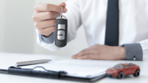 BMI Brokers expert helping a client transfer their UK No-Claims Bonus to Spanish car insurance.