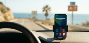 Contacting an English-speaking car insurance broker in the Costa del Sol after an accident.