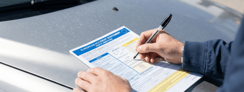 How to properly fill out the Parte Amistoso form after a car accident in Spain.